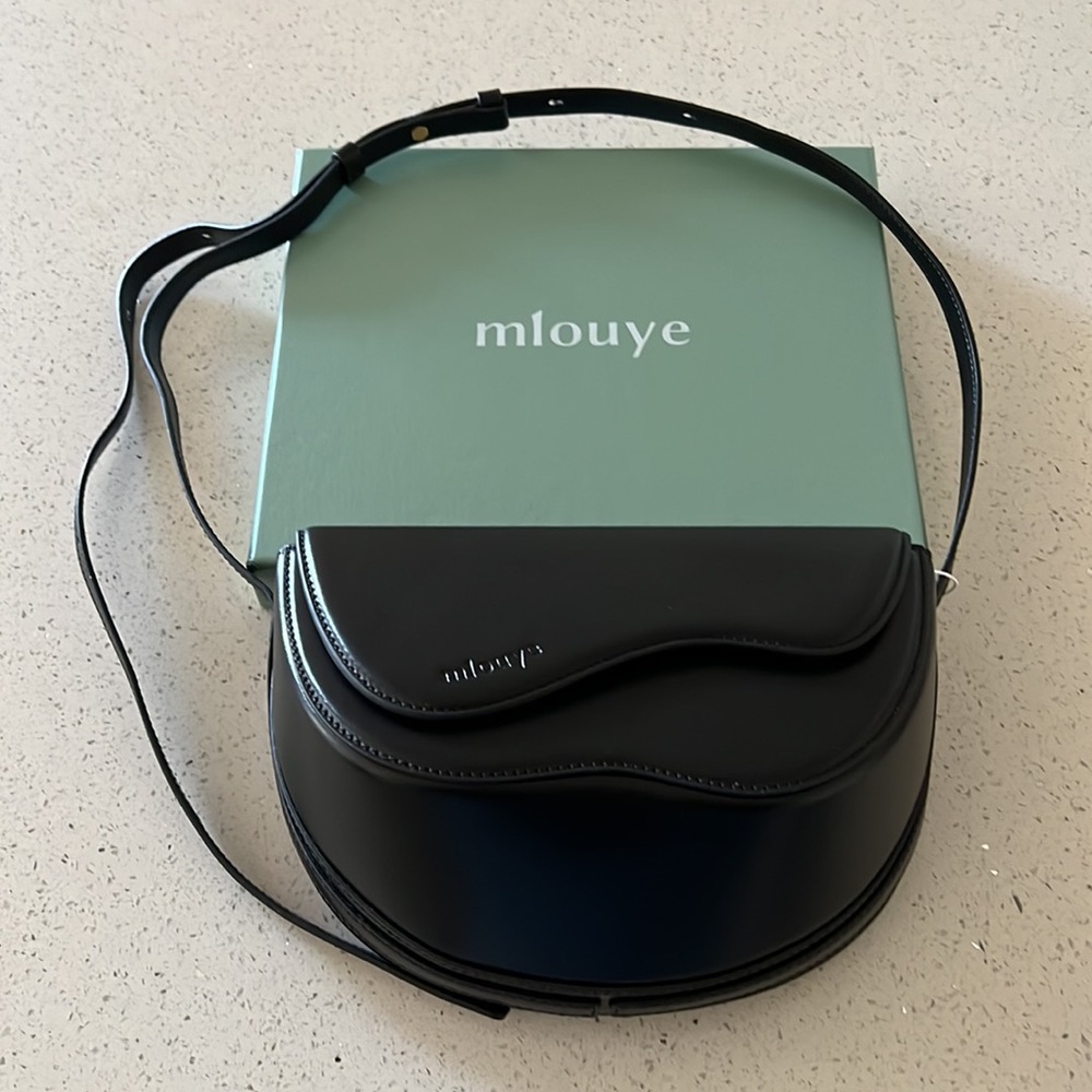 Mlouye black wave shoulder bag, NWT